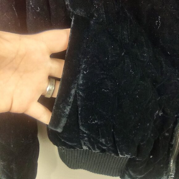 Women's Banana Republic Black Diamond Quilted Velvet Bomber Jacket Size XS - Picture 6 of 8